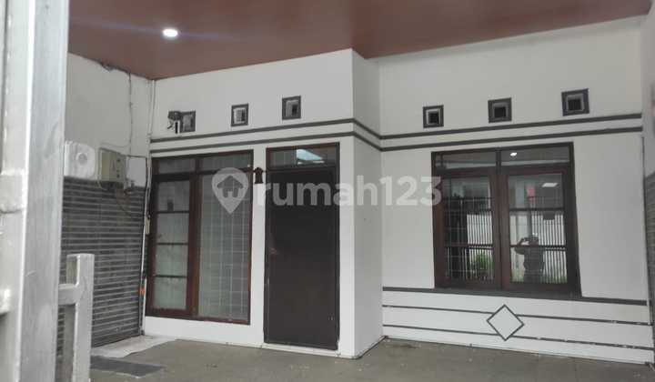 Dijual Rumah Siap Huni di Taman Kopo Indah 2 Bandung
