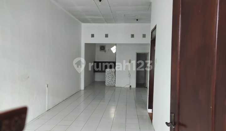 For Sale Ready-to-Occupy House in Taman Kopo Indah 2 Bandung 2