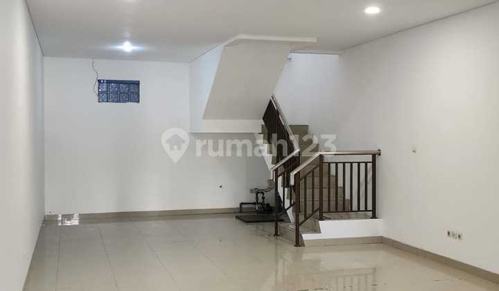 For Rent Ready-to-Use Shop House in Mekar Wangi Bandung For Rent Ready-to-Use Shop House in Mekar Wangi Bandung