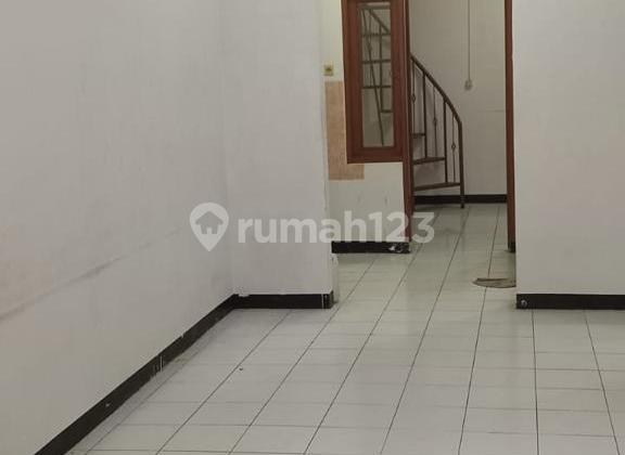 Disewakan Rumah Siap Pakai Di Taman Holis Indah Bandung 2
