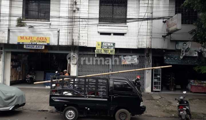 For Rent: Commercial Shop in City Center, Mairoad, Jamika Street, Bandung. For Rent: Commercial Shop in City Center, Mairoad, Jamika Street, Bandung.