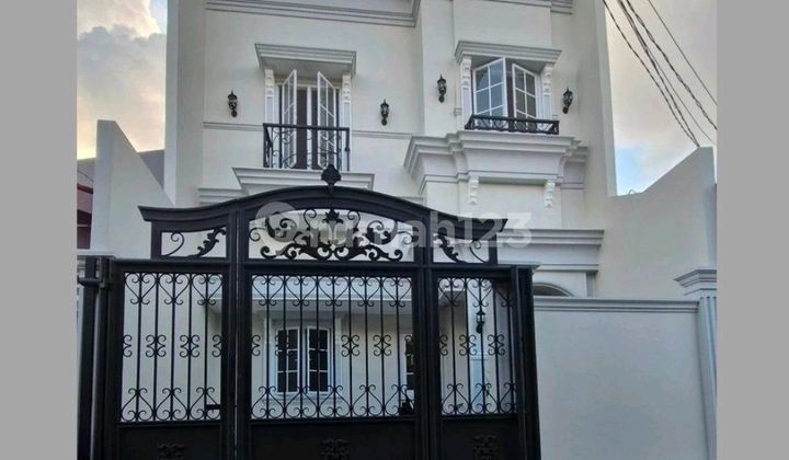 Dijual Rumah di Komplek Dpr Pribadi Blok D, Meruya, Joglo Rumah Bagus SHM di Jalan Komplek Dpr Ri Pribadi Komplek Dpr Ri, Jl. Meruya Selatan, Joglo, Kembangan, Kota Jakarta Barat, Dki Jakarta, Indonesia, 11640, Meruya Dijual Rumah di Komplek Dpr Pribadi Blok D, Meruya, Joglo Rumah Bagus SHM di Jalan Komplek Dpr Ri Pribadi Komplek Dpr Ri, Jl. Meruya Selatan, Joglo, Kembangan, Kota Jakarta Barat, Dki Jakarta, Indonesia, 11640, Meruya