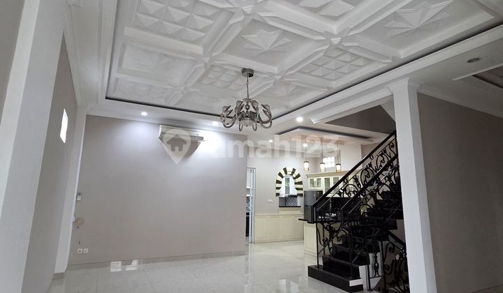 Dijual Rumah di Kebon Jeruk Bagus SHM