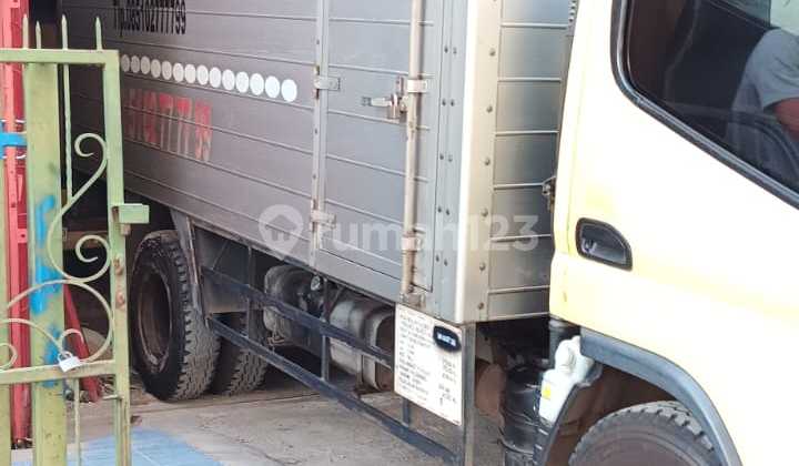 Ajasmoro Pasuruan Shop House Price Drop, Quick Sale by Mrs. Pol.