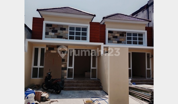 DIJUAL RUMAH MINIMALIS 1 LANTAI DENGAN 3 KAMAR TIDUR DI WONOREJO RUNGKUT DEKAT NIRWANA EXECUTIF 5 MENIT MENUJU RAYA MERR
