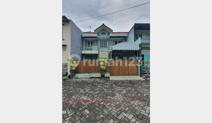 FOR SALE AFFORDABLE 2-STORY HOUSE, ROW 3, ONE CAR GATE SYSTEM IN KALIKEPITING. FOR SALE AFFORDABLE 2-STORY HOUSE, ROW 3, ONE CAR GATE SYSTEM IN KALIKEPITING.