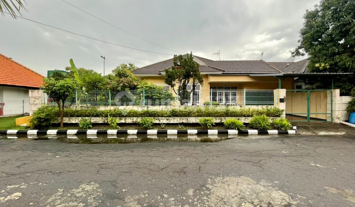 RUMAH 1 LANTAI TERLUAS TERLEBAR TERAWAT DI SUTOREJO PRIMA DEKAT FASUM DEKAT MULYOSARI