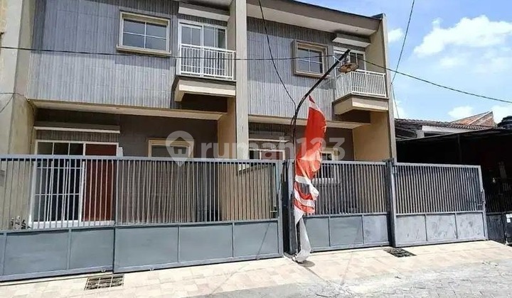 RUMAH SEMI FURNISH DEKAT ITS PAKUWON CITY STRATEGIS DEKAT PERTOKOAN DAN PERKANTORAN DI MULYOSARI RUMAH SEMI FURNISH DEKAT ITS PAKUWON CITY STRATEGIS DEKAT PERTOKOAN DAN PERKANTORAN DI MULYOSARI