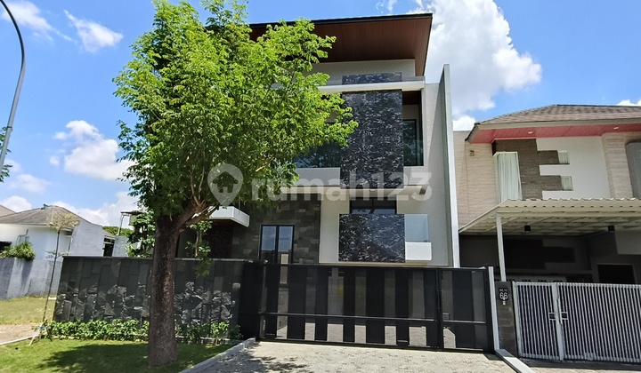 Rumah Mewah di woodland citraland utama Row besar lokasi tidak masuk masuk dekat pasar modern Rumah Mewah di woodland citraland utama Row besar lokasi tidak masuk masuk dekat pasar modern