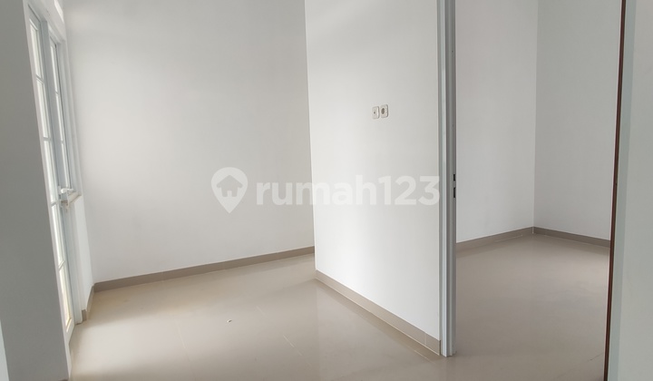 RUMAH 2 LT SIAP HUNI DI PAMULANG TANGERANG SELATAN DEKAT UNPAM 7