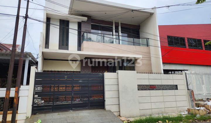 Central City House, Pandanaran Street, Semarang