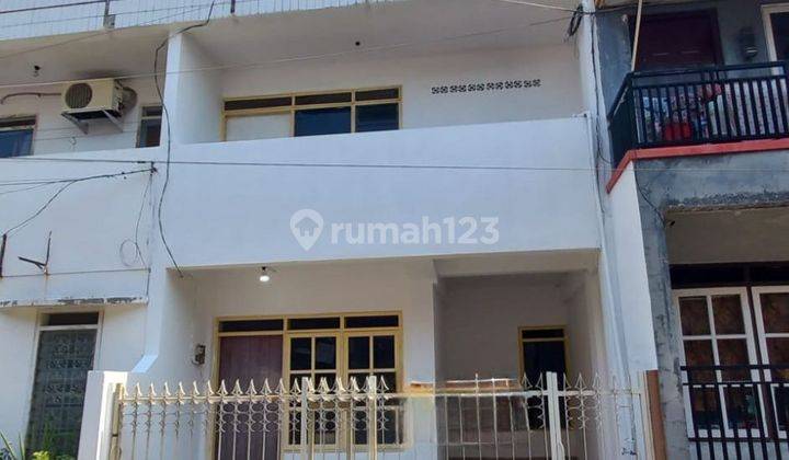 (Rumah Tengah Kota) Rumah Jagalan Semarang Tengah 1