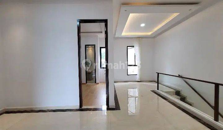 Rumah Baru Semi Furnished CitraSun Garden Bukit Sari Banyumanik 2