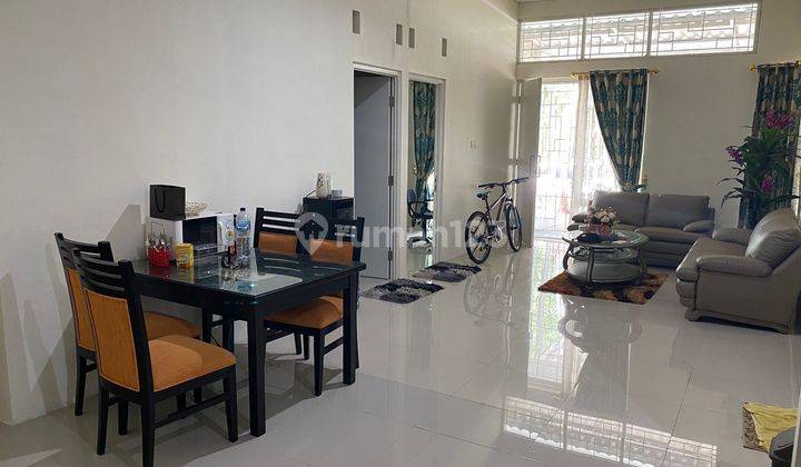 Rumah Semi Furnished Di Forest Hill Citraland Bsb Semarang 2