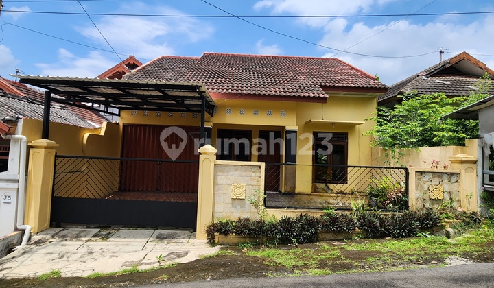 Rumah Villa Aster Srondol Banyumanik Semarang 2