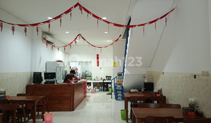 Depan Danau Bsb, Ruko Ivy Park Area Komersial 2