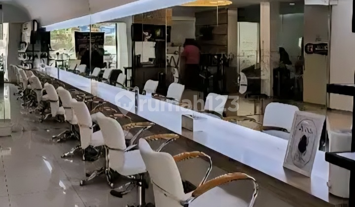 Murah, Ruang Usaha Jl.raya Dr. Wahidin Ex.salon, Cocok Berbagai Usaha 1