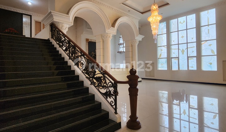 Rooftop View Menawan, Rumah Bukit Sari Gombel 1