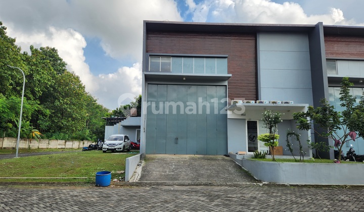 Ready-to-Use Warehouse in Bsb City Industrial Area