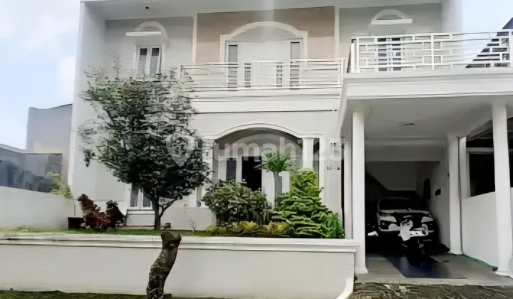 Depan Danau Bsb City, Rumah Graha Taman Pelangi 1