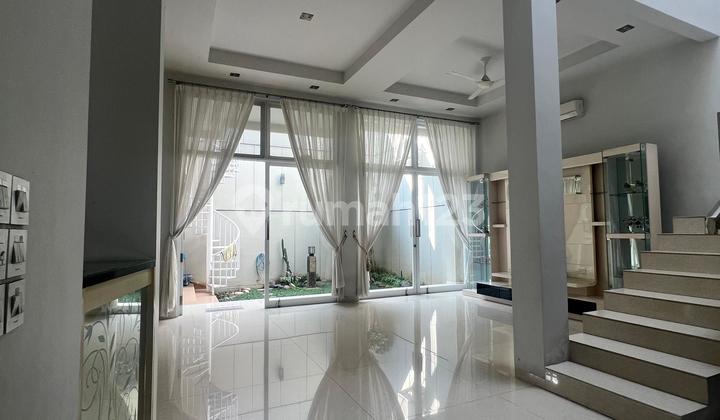 Rumah Bagus Pamularsih Puspogiwang Semarang Barat 2