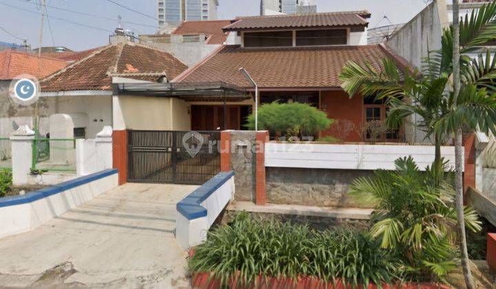 Rumah Tengah Kota Jl. Pandanaran Dekat Simpang Lima Semarang 1