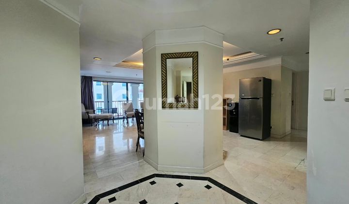 [1205A] 3Br Fully Furnished Golf View Apartment Near Jis Pondok Indah 2