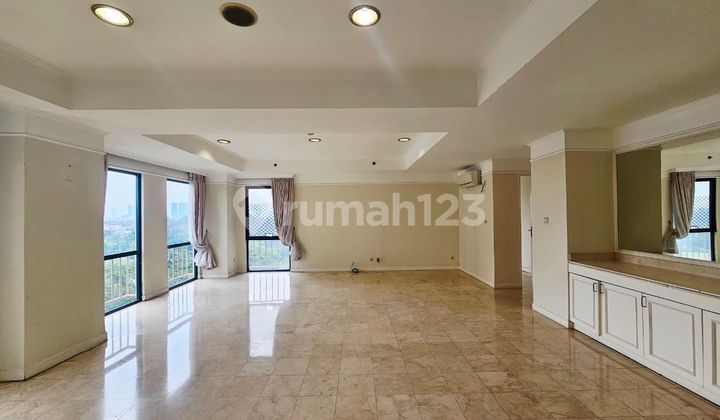 [0802A] 3Brr Fully Furnished Golf View Apartment Pondok Indah