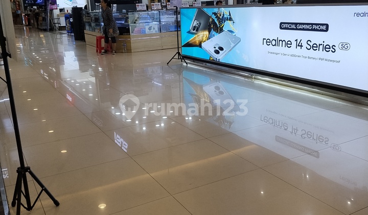 Bustling Kiosk at Tangcity Mall LG Floor Super Strategic Location