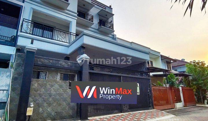 9x15 Mewah Rumah 3  Lantai Lokasi Favorit Puri Jakarta Barat  2