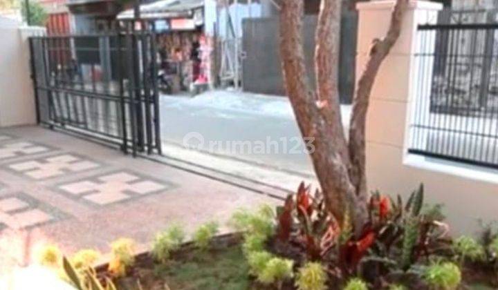 Rumah Bagus 1,5 Lantai Shm Di Menteng Dalam Jakarta Selatan  1