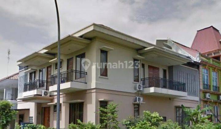 Rumah Bagus Versailles Residence Hoek Lokasi Strategis Tol 1