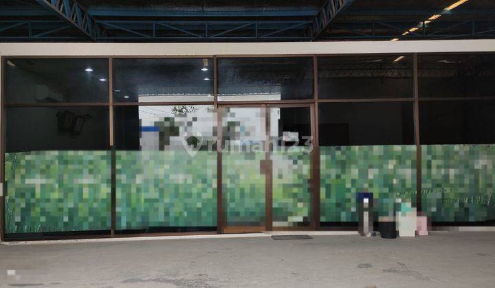 Gudang bagus siap pakai untuk produksi lokasi pinggir jalan raya  4