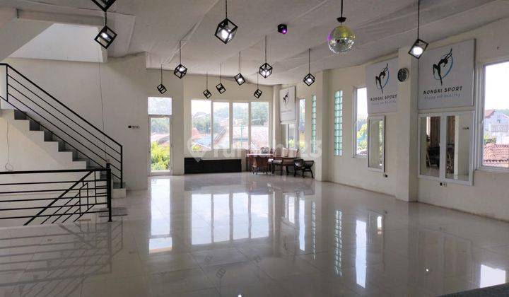 Bangunan 4 lantai strategis tengah kota  sangat cocok untuk kos,hotel,homestay 4