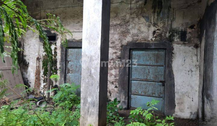 Ruko bangunan lama strategis tengah kota cocok untuk segala usaha 4