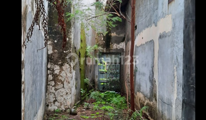 Ruko bangunan lama strategis tengah kota cocok untuk segala usaha 5