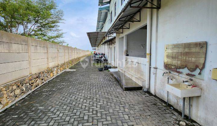 Gudang bagus siap pakai strategis di kawasan industri 9