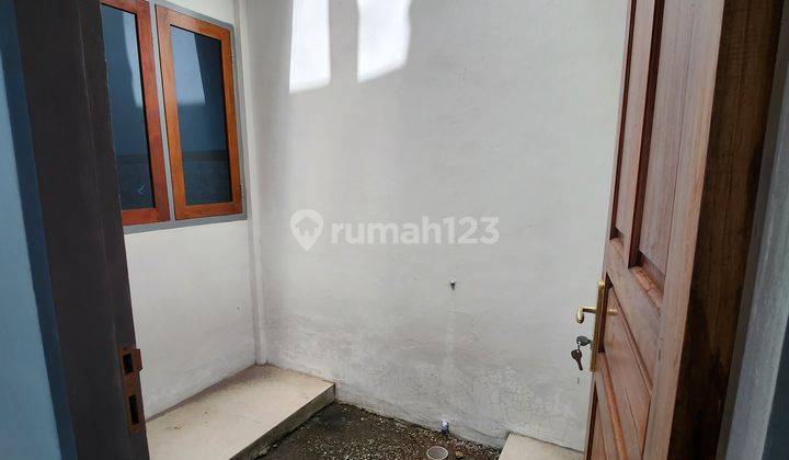 Rumah baru 2 lantai di Ketileng di Jl ketileng indah utara SHM hadap Timur 10