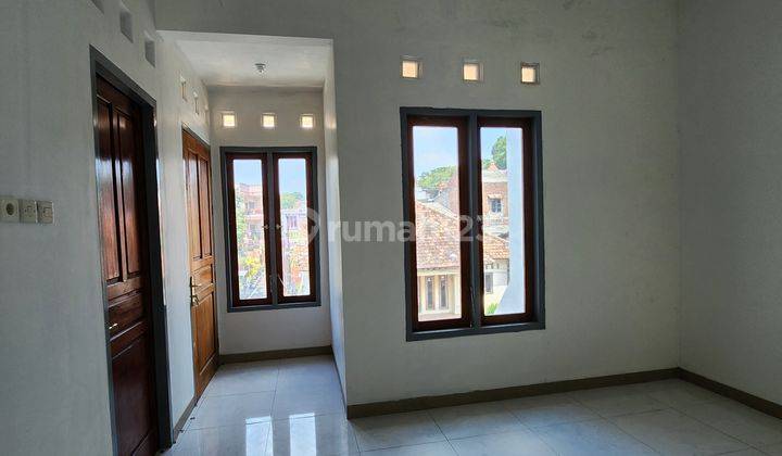 Rumah baru 2 lantai di Ketileng di Jl ketileng indah utara SHM hadap Timur 11