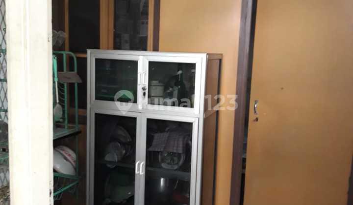 Ruko 1 lantai 279m2 lokasi strategis di jalan raya Majapahit 8