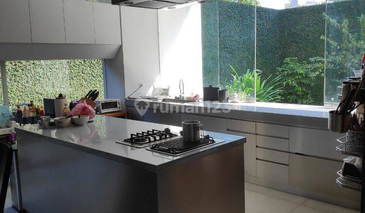Rumah Mewah Bagus semi furnished 2 Lantai SHM di Perum green candi residence  7