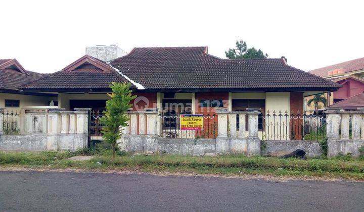 Rumah 1 lantai Butuh Renovasi SHM di Perumahan Villa aster 2