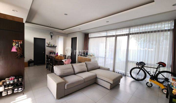 Rumah 2 Lantai Bagus Furnished SHM di Citraland BSB 2