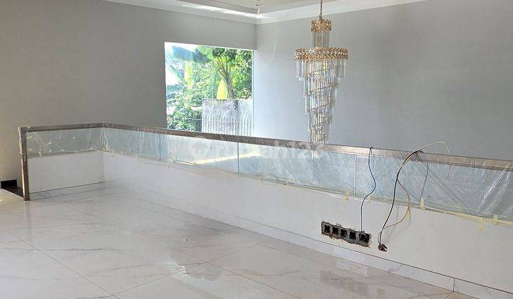 Rumah 2 Lantai dan Ruko SHM Bagus di Jl sultan agung 1