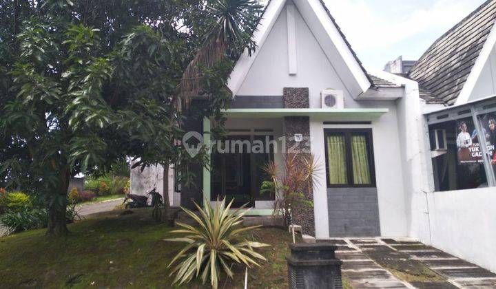 Rumah Bagus furnished hadap Utara di Perumahan Tamansari Hills 1