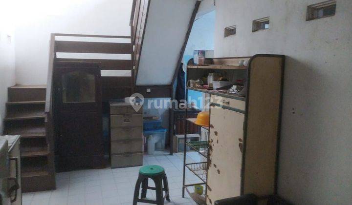 Rumah Butuh Renovasi 2 Lantai SHM di Jl Mugas Dalam 1