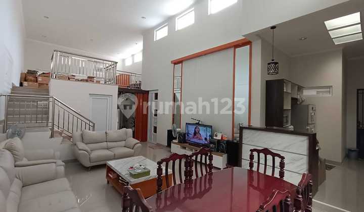 Rumah 2 Lantai Bagus Siap Pakai Tengah Kota Shm Di Rejomulyo 1