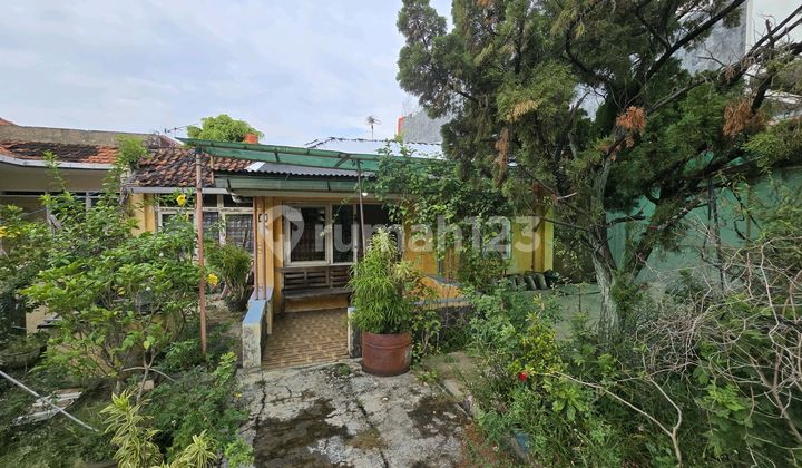 Rumah Bangunan Lama Shm Di Jalan Lingga