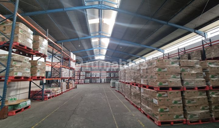 Warehouse Ready for Use with Container Access in Semarang Warehouse Ready for Use with Container Access in Semarang