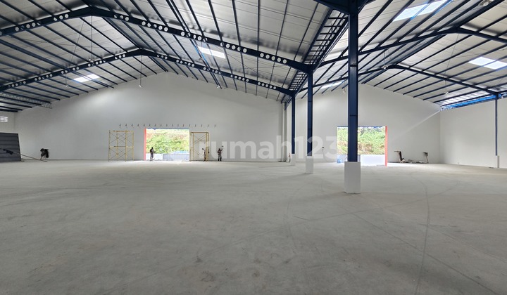 Ready-to-Use New Warehouse with Loading Dock in Candi Industrial Area